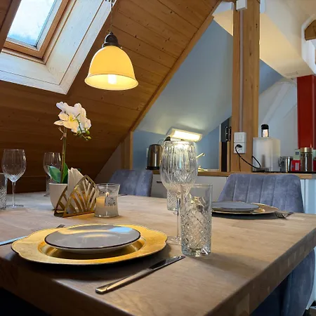 Waterfall View דירה