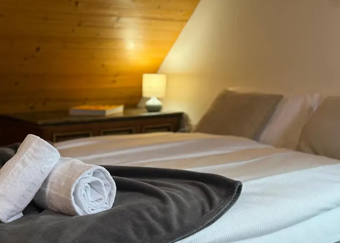 Waterfall View 坎德施泰格