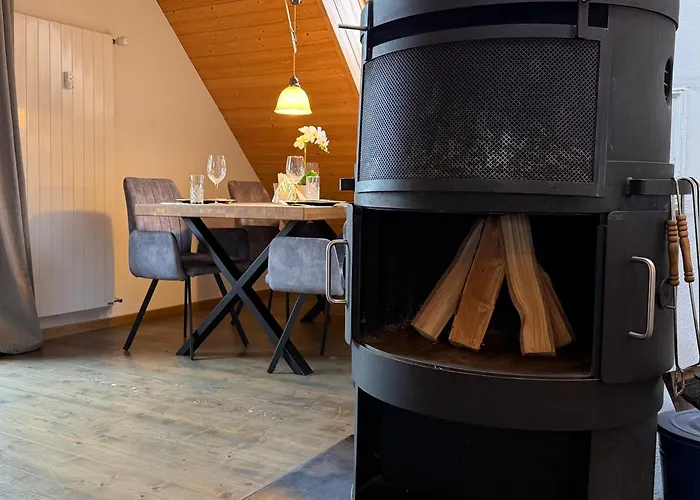 Waterfall View 公寓 *