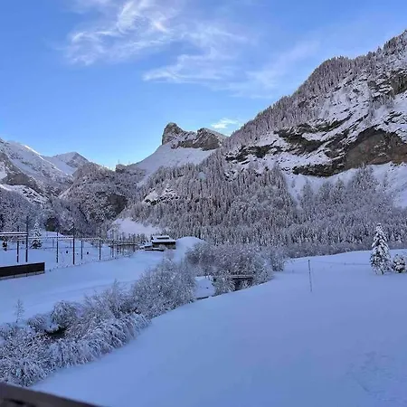 Waterfall View קנדרסטג